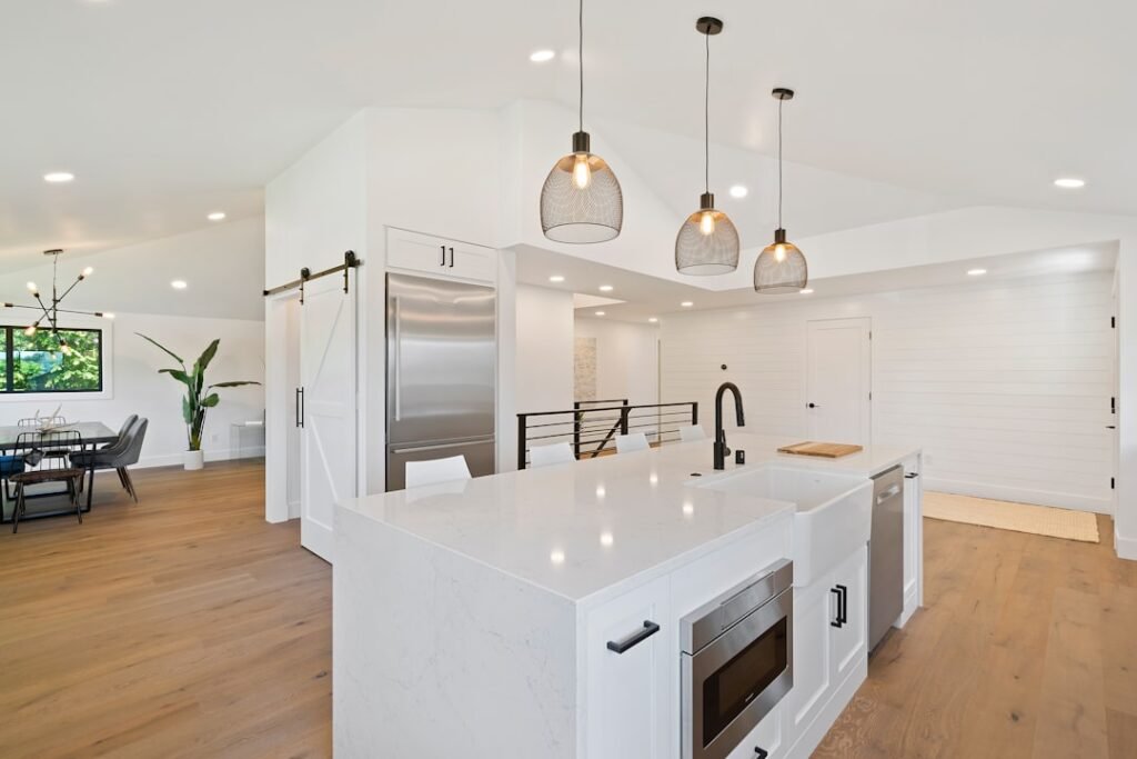 Kitchen island with pendant lighting